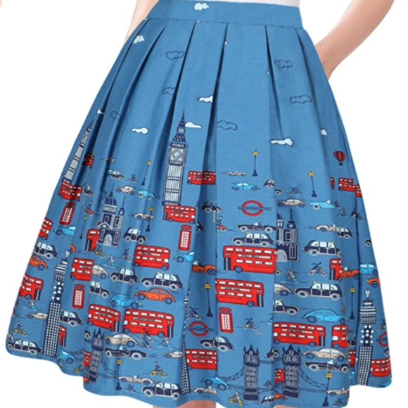 Dresses & Skirts - London Print Skirt
